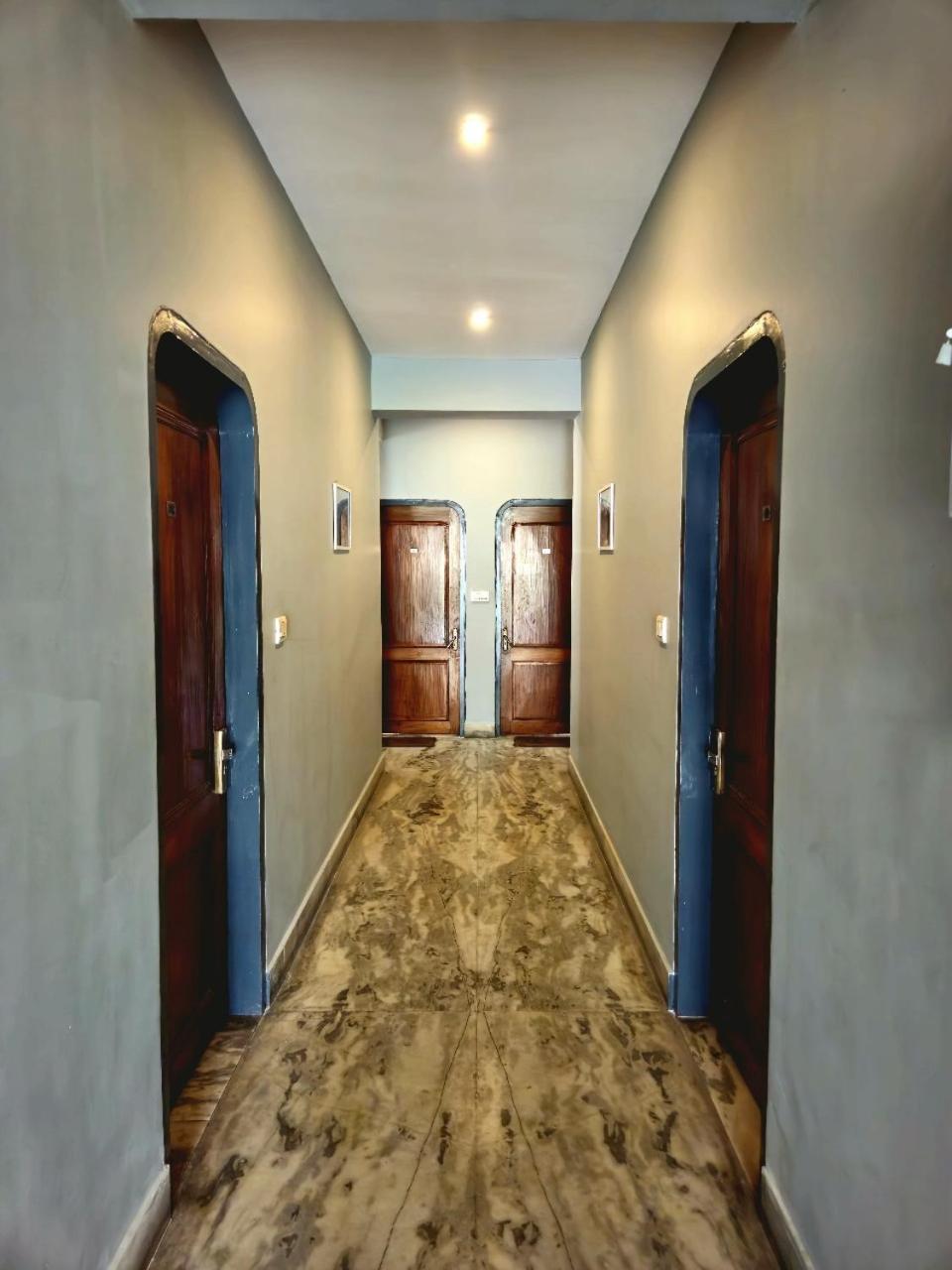 Hotel Vishal Сіліґурі Екстер'єр фото
