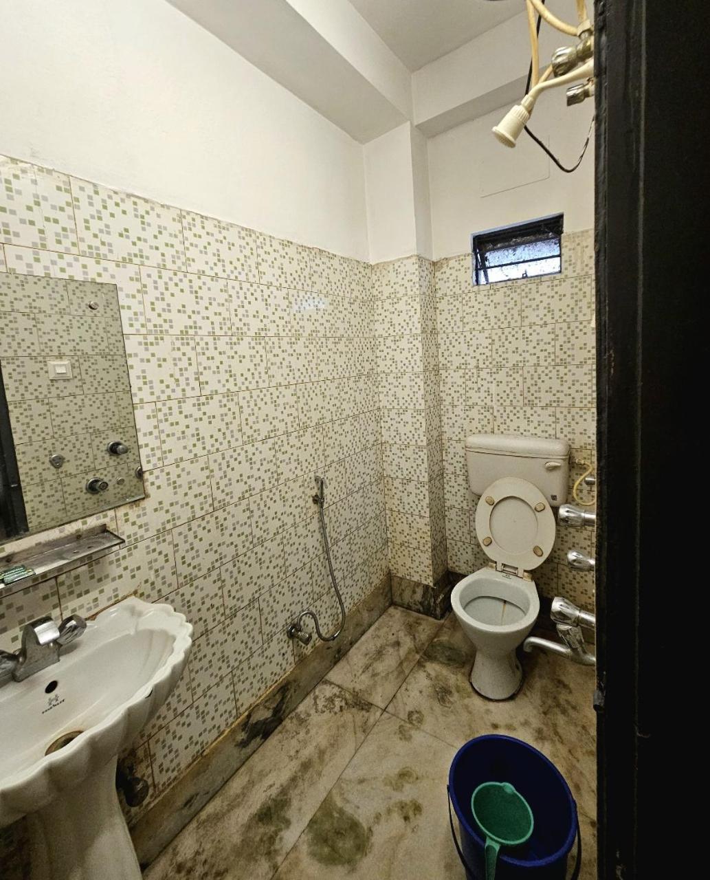 Hotel Vishal Сіліґурі Екстер'єр фото
